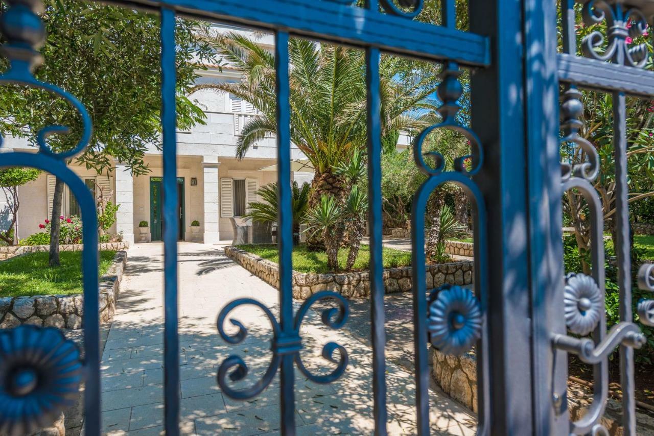 נובליה Villa Bella With Pool מראה חיצוני תמונה